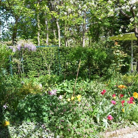 Le Clos Fleuri Panzió Giverny Kültér fotó